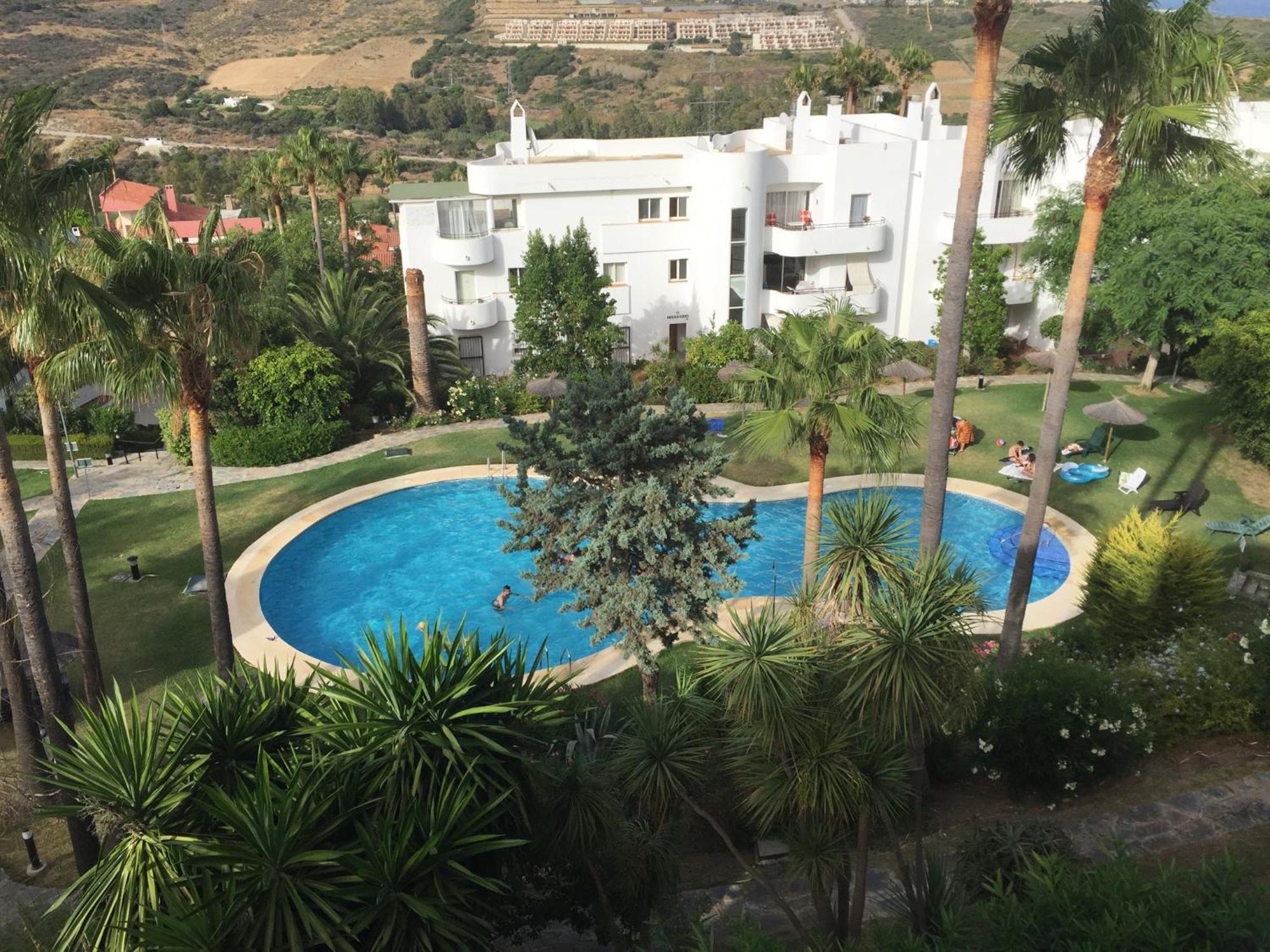 Apartamento Del Sol エステポナ エクステリア 写真