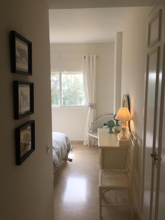 Apartamento Del Sol エステポナ エクステリア 写真
