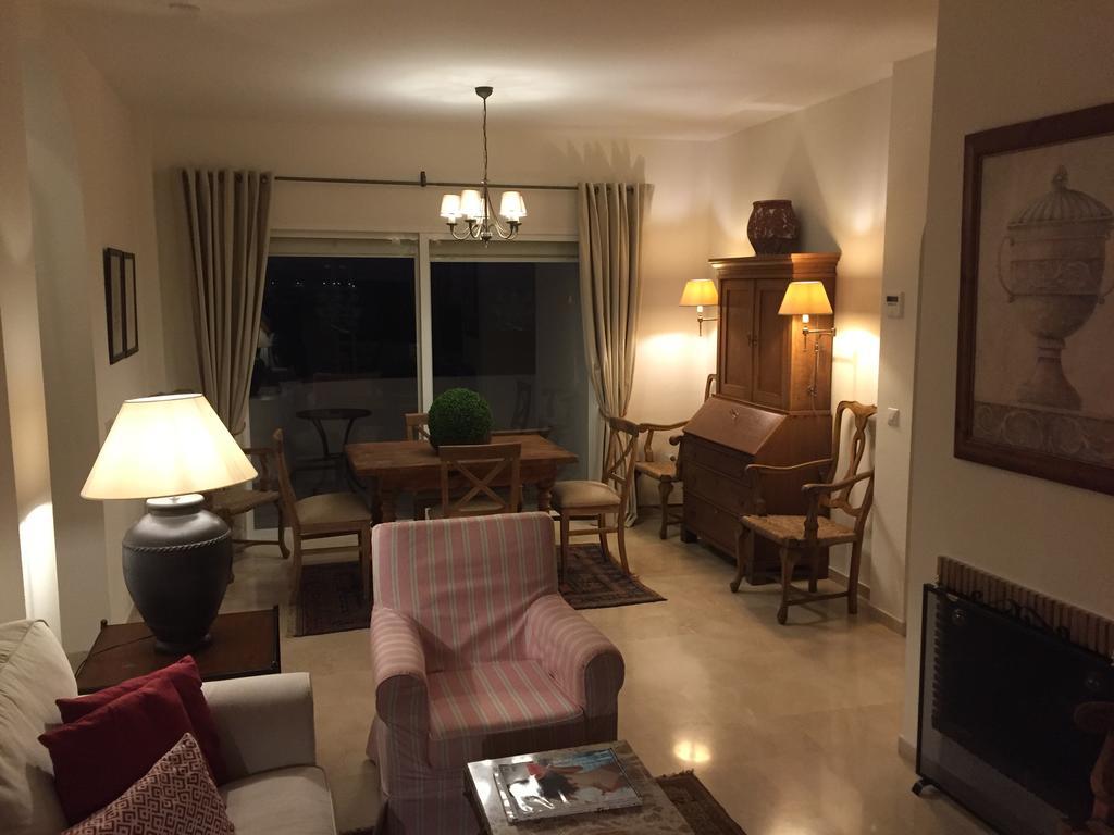 Apartamento Del Sol エステポナ エクステリア 写真